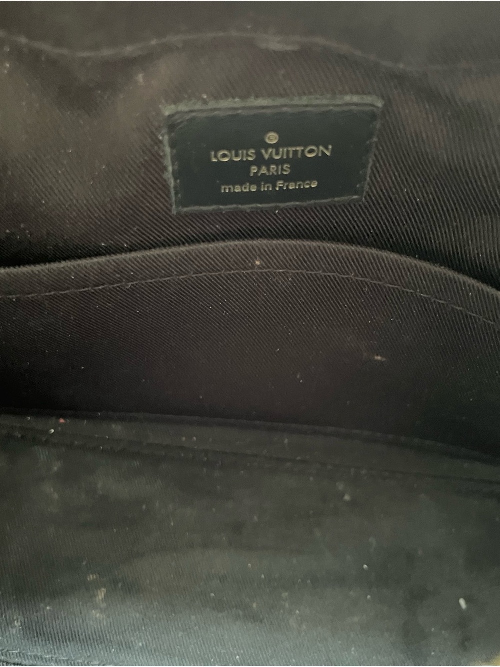 Louis Vuitton Monogram Santoinge Canvas Crossbody Bag in Brown with Black Trim - Picture 4 of 10